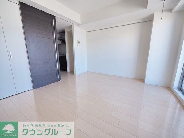 レジディア新横浜の物件内観写真